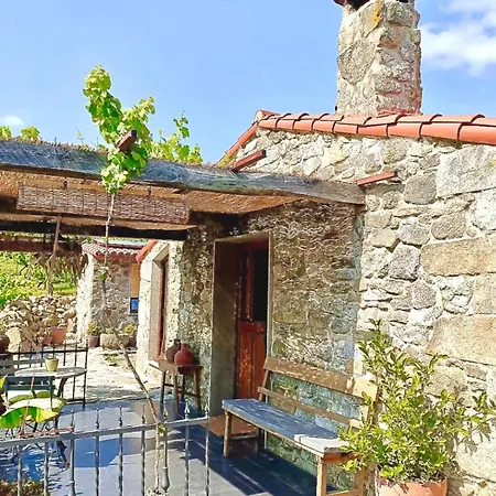 Casina Raiz Entre Vinas Y Cielo Ribeira Sacra *