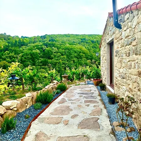 Casina Raiz Entre Vinas Y Cielo Ribeira Sacra Nyaraló Chantada
