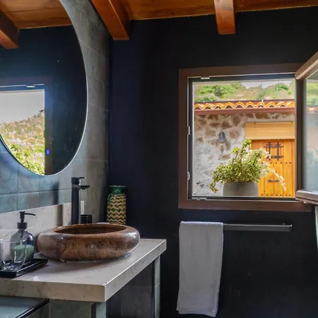 Casina Raiz Entre Vinas Y Cielo Ribeira Sacra Semesterbostad Chantada