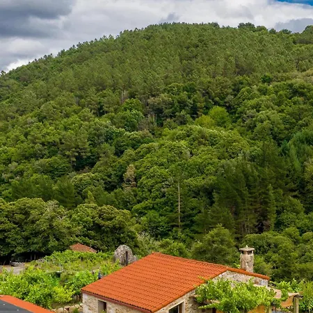 Semesterbostad Casina Raiz Entre Vinas Y Cielo Ribeira Sacra Chantada