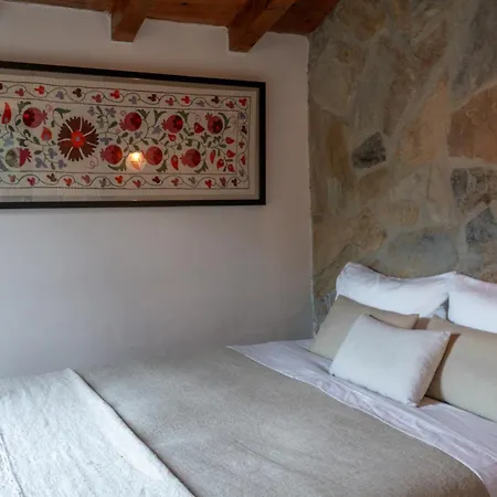 Casina Raiz Entre Vinas Y Cielo Ribeira Sacra Chantada